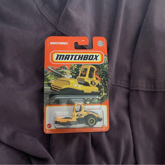 2022 Matchbox construction vehicle - Picture 1 of 3